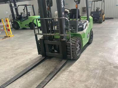 徐工XVB35Z-L3电动平衡重叉车