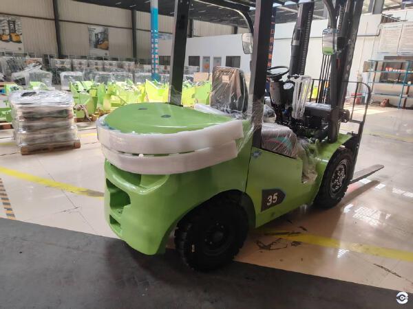徐工XVB35Z-L3电动平衡重叉车