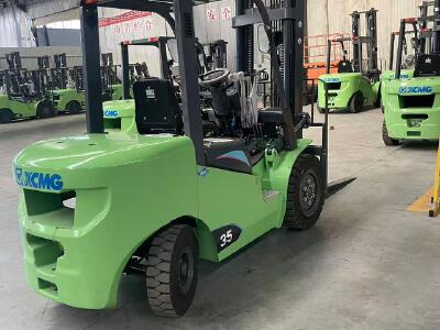 徐工XVB35Z-L3电动平衡重叉车