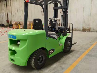 徐工XVB35Z-L3电动平衡重叉车