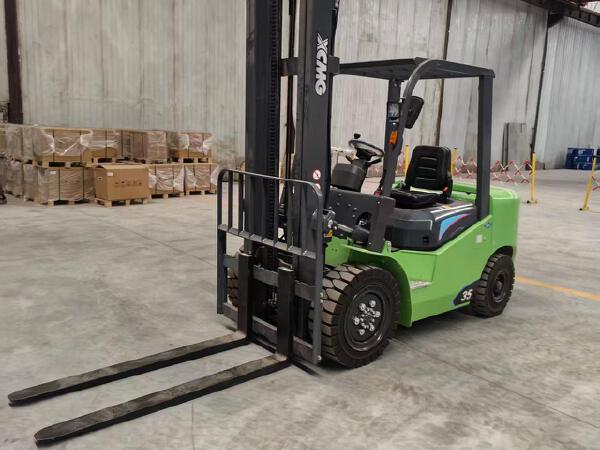 徐工XVB35Z-L3电动平衡重叉车
