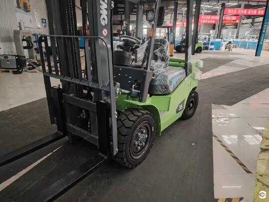 徐工XVB35Z-L3电动平衡重叉车