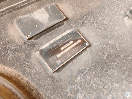 徐工XDR90T宽体车