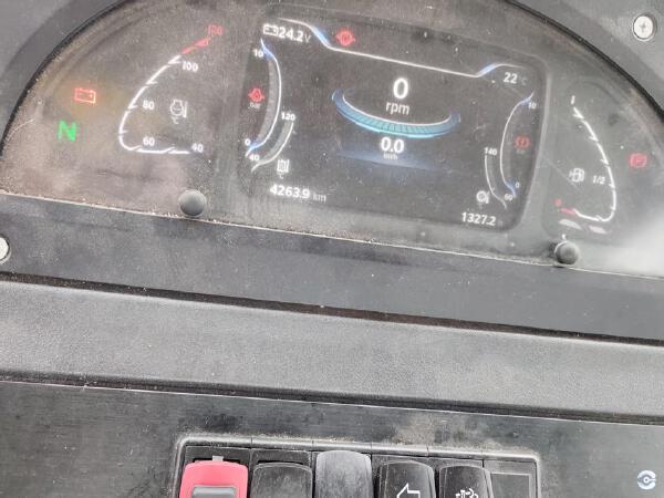 徐工XP305IV轮胎压路机