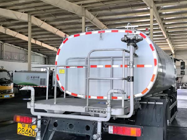徐工XGH5180GPSB6清洗抑尘装备