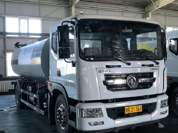 徐工DXA5181GPSD6低压清洗车
