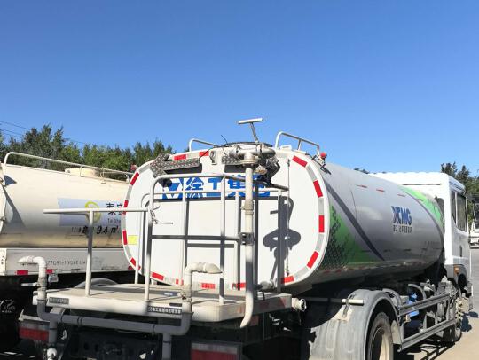 徐工DXA5181GPSD6低压清洗车