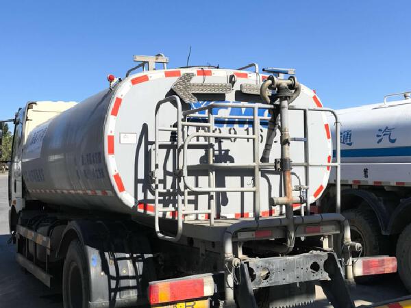 徐工DXA5160GPSC6低压清洗车