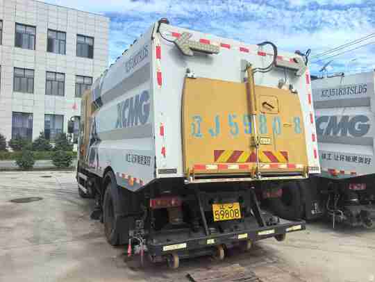 徐工XZJ5183TSLD5扫路车