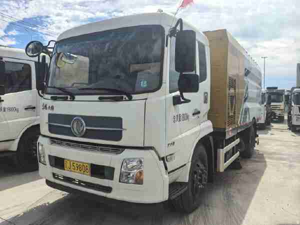 徐工XZJ5183TSLD5扫路车