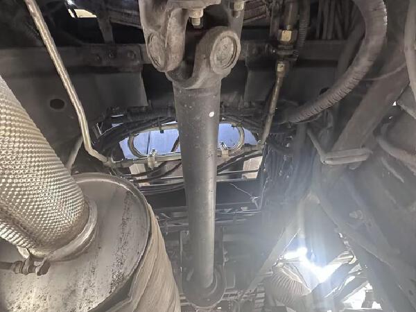 徐工XZJ5183TSLD5扫路车