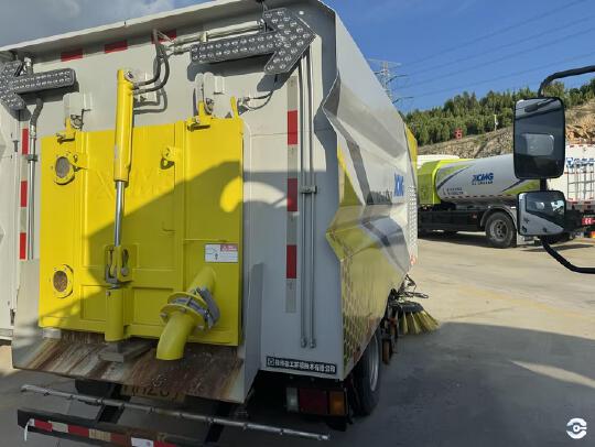 徐工XGH5071TXSQ6洗扫车
