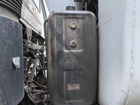 徐工XGH5250ZYSD6压缩式垃圾车