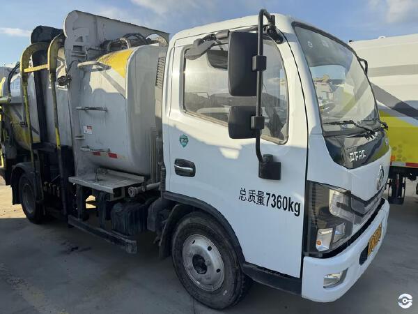 徐工DXA5070TCAD6餐厨垃圾车